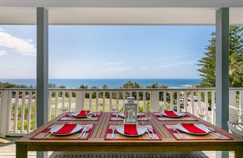 Killcare House | 'Salty Air Beachside Cottage' by Accom Holidays