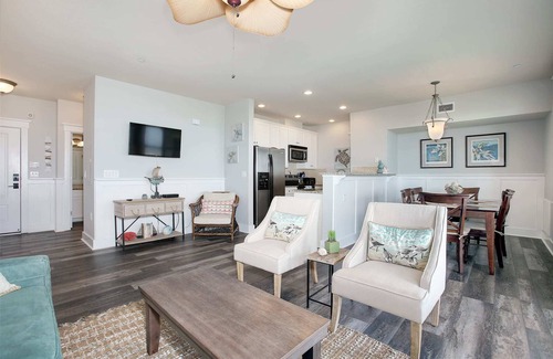 Red Fish Cove Condo | Salty Air Retreat - Fabulous Beach Views - Brand New Elevator