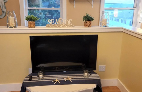 Searsport Apartment | Salty Air Retreat