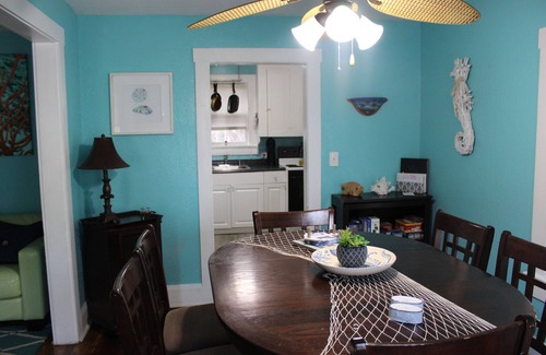 River District House | Salty Beaches! Centrally Located. Perfect Getaway!