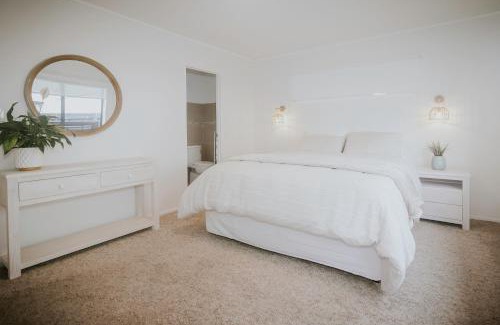 Orewa House | Salty Breeze Beach House