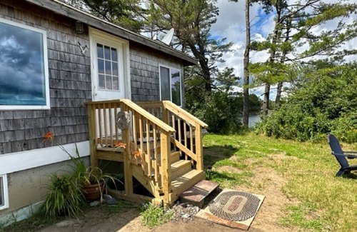 Brunswick Cottage | Salty Breeze Cottage