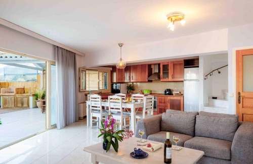 Lygia Villa | salty breeze villa