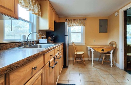 South Yarmouth House | Salty Dog Cottage - Pet Friendly w/Great Location