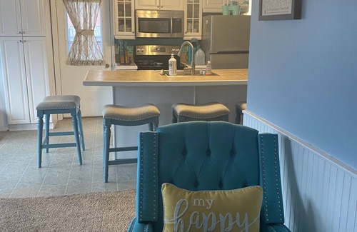Hammondsport Cottage | Salty Dog QKA waterfront cottage
