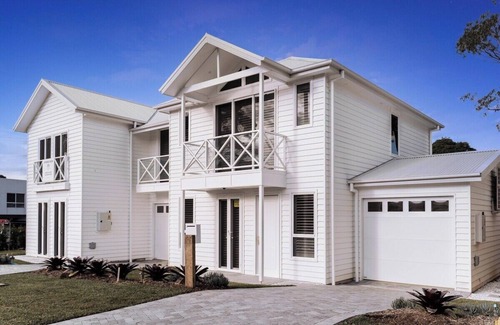 Kiama Villa | Salty Palm's Luxury Villa's By the Sea - TWO