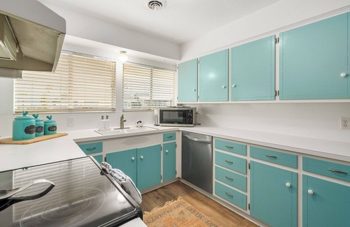 Key Allegro House | Salty Sandpiper - Canal front home in Key Allegro