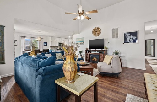 Captain's Cove House | Salty Sea Lyons Landing - Pet friendly!