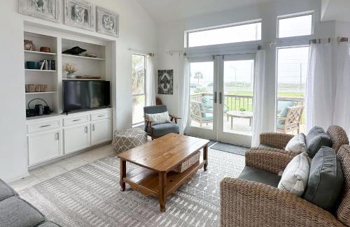 Pointe San Luis House | Salty Tides & Sunset Vibes