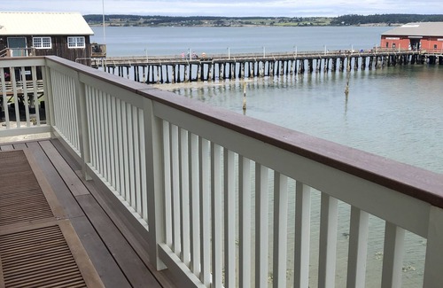 Coupeville Condo | Salty Vons Waterfront Inn on Penn Cove in Coupeville