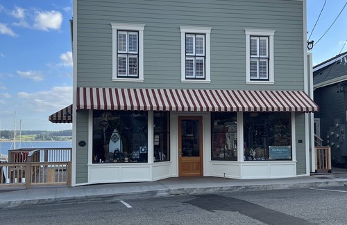 Coupeville Condo | Salty Vons Waterfront Inn - Studio located in Coupeville Historic District