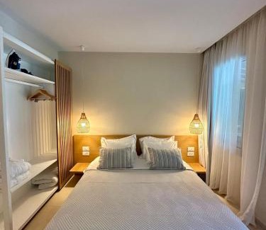 Skiathos Town Hotel | Salty Wave Suites