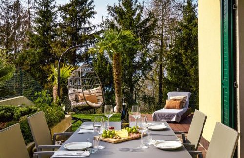 San Zeno di Montagna House | SalvatoreHomes - Luxury Villa with private Dream Garden & BBQ - Casa Palma - a 5 Star Luxury Collection at Lake Garda