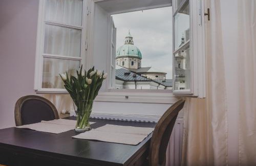 Altstadt Apartment | Salzburg Place to Stay