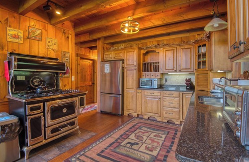 Rangeley Plantation House | Sam-O-Set Lodge | Lakeside Retreat w/Hot Tub, Dock, and Fire Pit