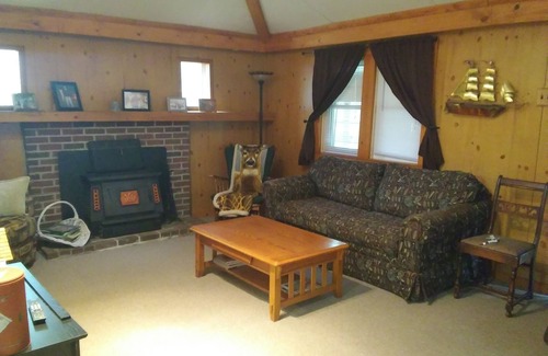Higgins Lake Cottage | Sam-o-Set Shores Rental