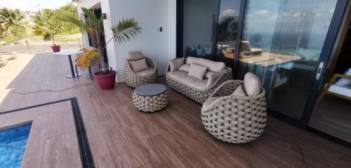 Kaputian Bed & Breakfast | Samal Sunset View