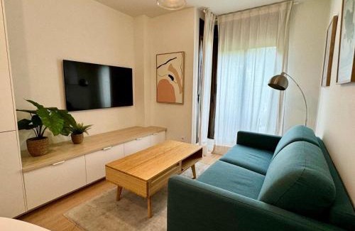 Rejas Apartment | Samaniego Apartment - Madrid Airport