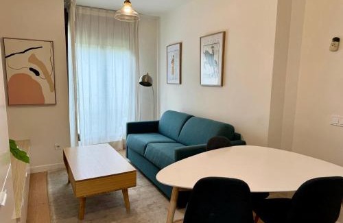 Rejas Apartment | Samaniego Apartment - Madrid Airport