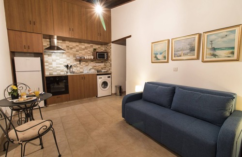 Anafotida Cottage | SAMAREITIDOS LIGHT COTTAGE - BLUE