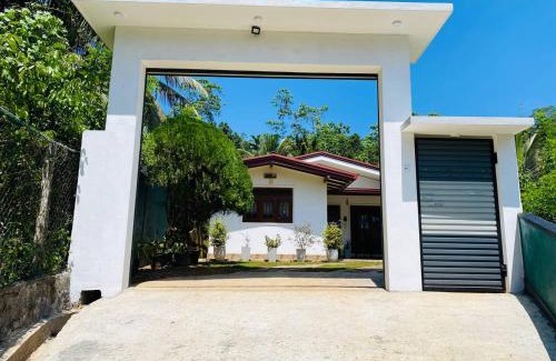 Akmeemana Apartment | Samashi Lucky Villa
