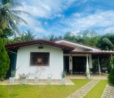 Akmeemana Apartment | Samashi Lucky Villa