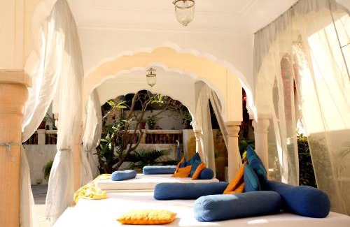 Amer Fort Road Hotel | Samode Haveli