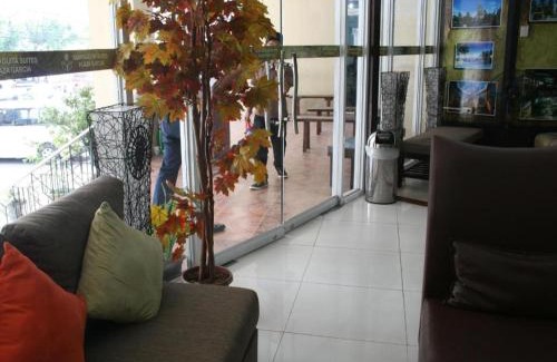 Downtown Cebu Hotel | Sampaguita Suites Plaza Garcia