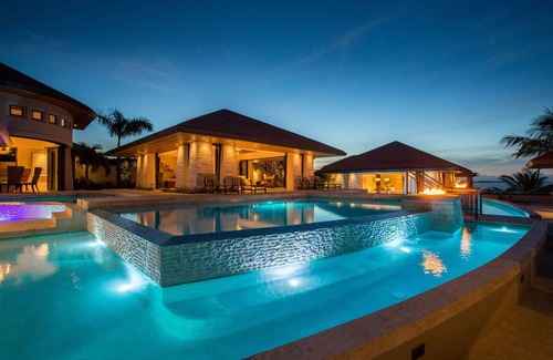 Providenciales House | Samsara Villa - Beachfront Escape in Turks & Caicos