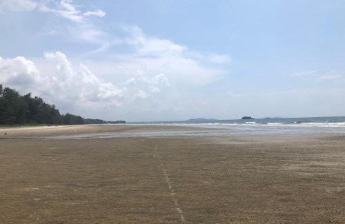 Balok Apartment | Samsuria Beach Apartment Resort
