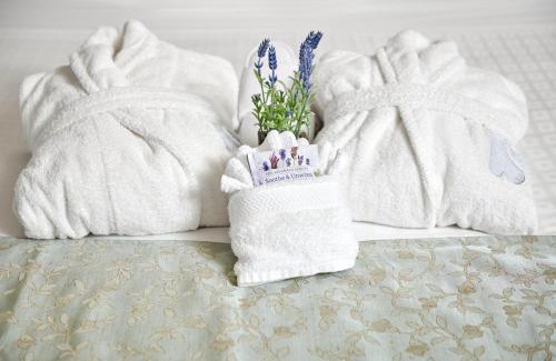 Ashfield-Colborne-Wawanosh Hotel | Samuels Boutique Hotel