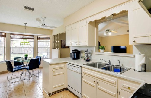 Leon Valley House | San Antonio Home: Near Nature, Parks & Trails