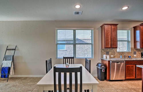 Medina Valley House | San Antonio Home w/Yard ~ 8 Mi to Lackland!