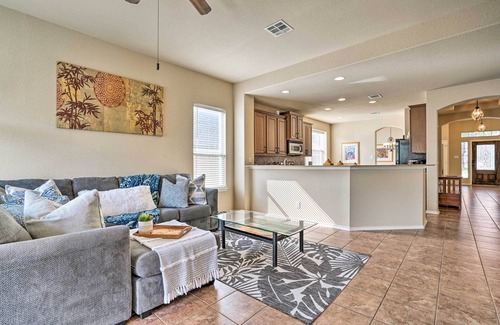 Timberwood Park House | San Antonio Retreat w/Fireplace + Pool Access!