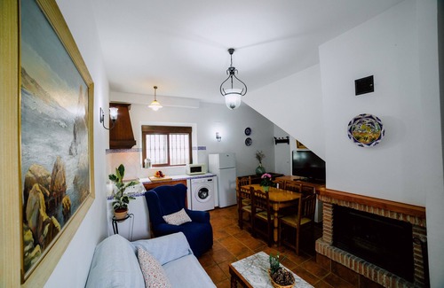 Cabra House | San Antonio Rural House. Villa 2 (3 bedrooms)
