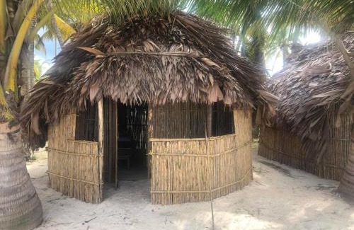 Ancon Bed & Breakfast | SAN-BLAS Isla iguana CABAÑAS GUNA YALA Panamá