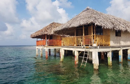 Carti Tupile Cabin | San Blas Island Private Cabin + ISLAND TOUR + MEALS included