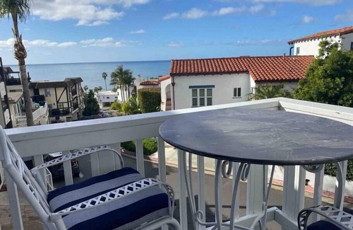 San Clemente Apartment | San Clemente Charmer - Blue Whale Inn #A