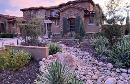 San Diego House | San Diego estate designed for quiet, calm relaxation and private vacationing.