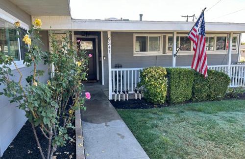 Serra Mesa House | San Diego Homestay B