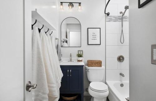 Serra Mesa House | San Diego Homestay B
