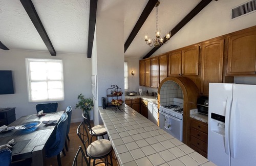 Old Town Apartment | San Diego Old Town Family-sized Apartment with Patio