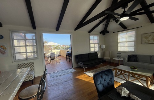 Old Town Apartment | San Diego Old Town Family-sized Apartment with Patio