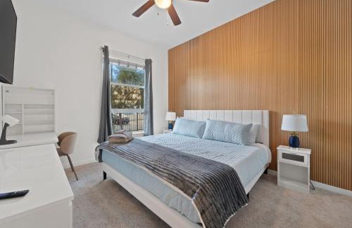Mission Valley Apartment | San Diego Stay, Pool, Gym, Near Zoo, Petco Park & SeaWorld
