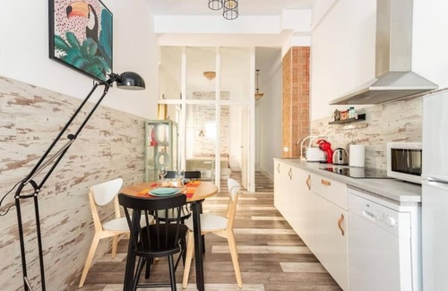 Alicante Apartment | San Fernando Garden