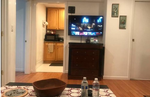 Outer Mission Apartment | San Francisco Cozy 2-bedroom w/Parking near BART