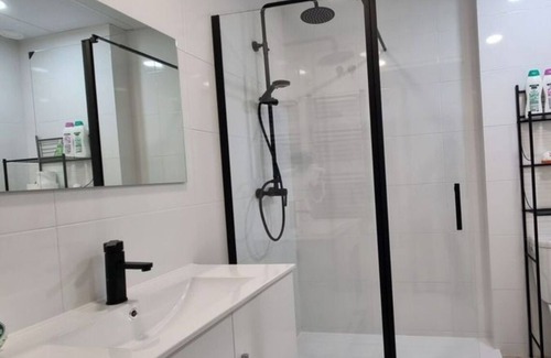 Ventas Apartment | SAN FRANCISCO STYLE APARTMENT, WELL COMMUNICATED