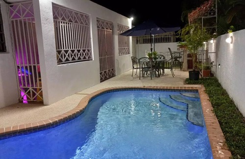 Cupey Villa | San Juan, Villa Mifany w/POOL, outdoor kitchen/BBQ, 15 mins from beaches