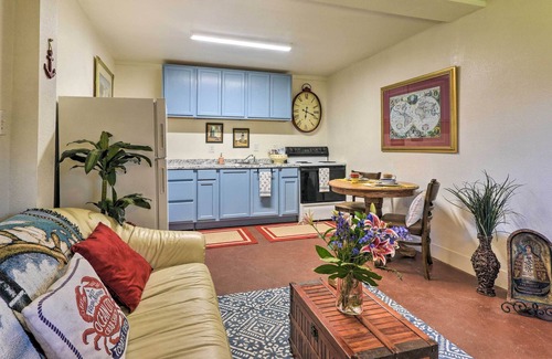 San Leon Condo | San Leon Condo: Pond ~ 1 Mi to Galveston Bay!