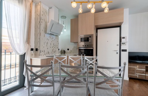 San Vicente Apartment | San Lorenzo. 3 bedrooms, terrace, private pool